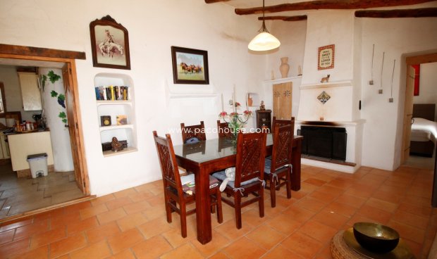 Reventa - Cortijo -
Puerto Lumbreras