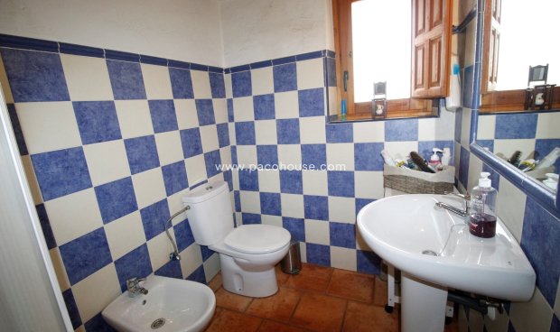 Reventa - Cortijo -
Puerto Lumbreras