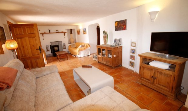 Reventa - Cortijo -
Puerto Lumbreras