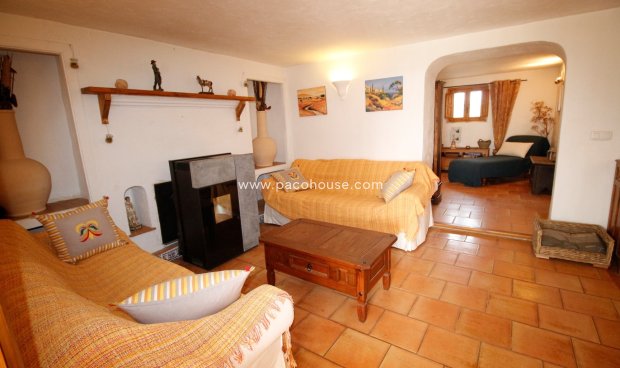 Reventa - Cortijo -
Puerto Lumbreras