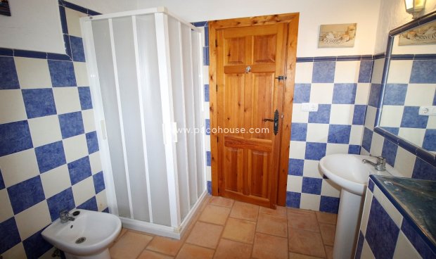 Reventa - Cortijo -
Puerto Lumbreras