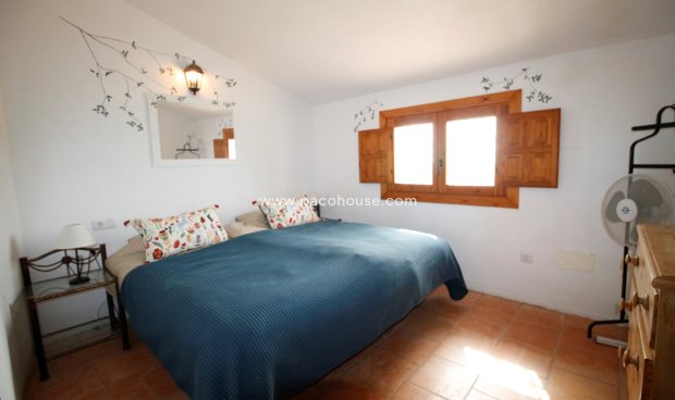 Reventa - Cortijo -
Puerto Lumbreras