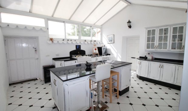 Reventa - Cortijo -
Puerto Lumbreras