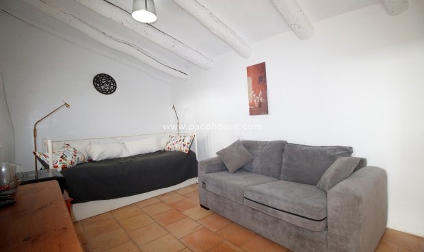 Reventa - Cortijo -
Puerto Lumbreras