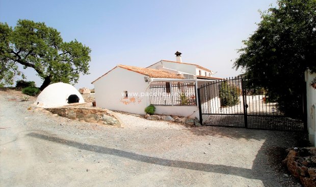 Reventa - Cortijo -
Puerto Lumbreras