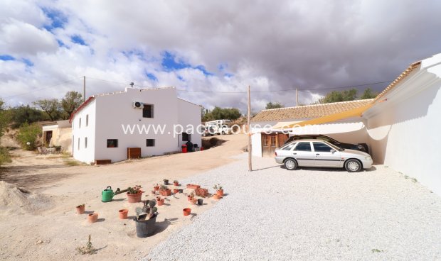 Resale - Cortijo -
Velez-Blanco