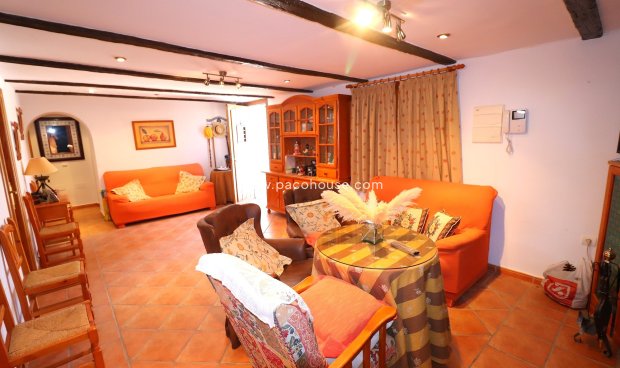 Resale - Cortijo -
Velez-Rubio