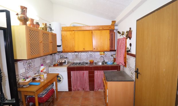 Resale - Cortijo -
Velez-Rubio