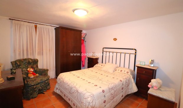 Resale - Cortijo -
Velez-Rubio