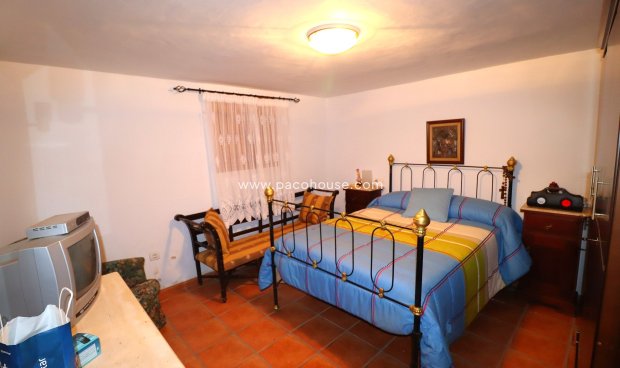 Resale - Cortijo -
Velez-Rubio