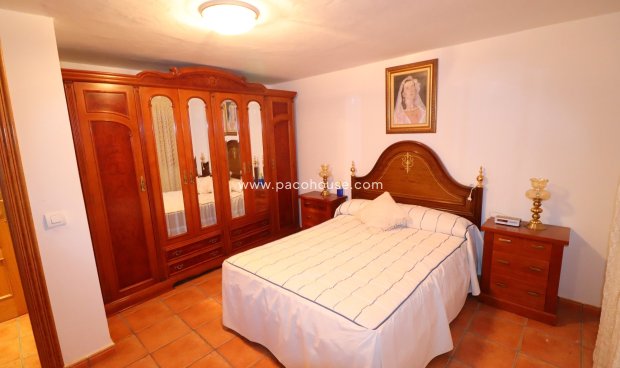 Resale - Cortijo -
Velez-Rubio