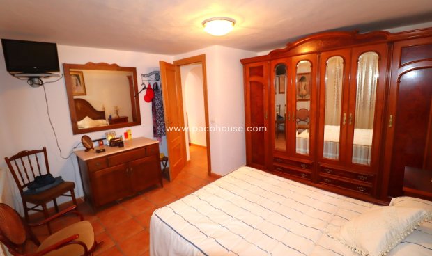 Resale - Cortijo -
Velez-Rubio