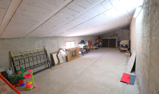 Resale - Cortijo -
Velez-Rubio