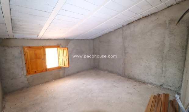 Resale - Cortijo -
Velez-Rubio