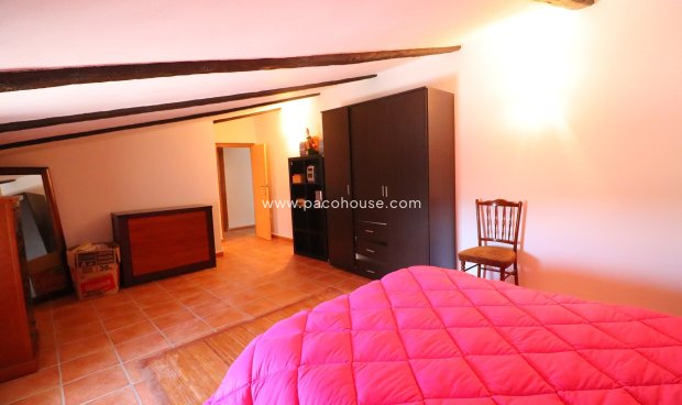 Resale - Cortijo -
Velez-Rubio