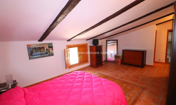 Resale - Cortijo -
Velez-Rubio