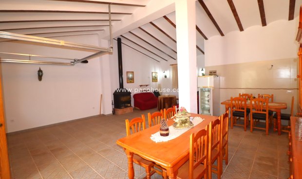 Resale - Cortijo -
Velez-Rubio