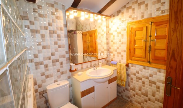 Resale - Cortijo -
Velez-Rubio