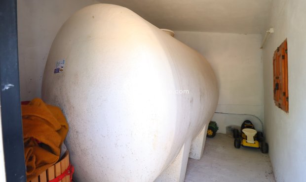 Resale - Cortijo -
Velez-Rubio