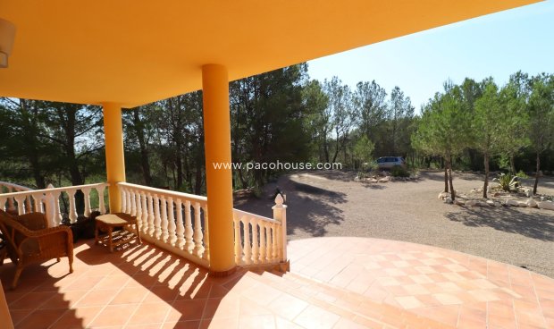 Reventa - Villa -
La Parroquia