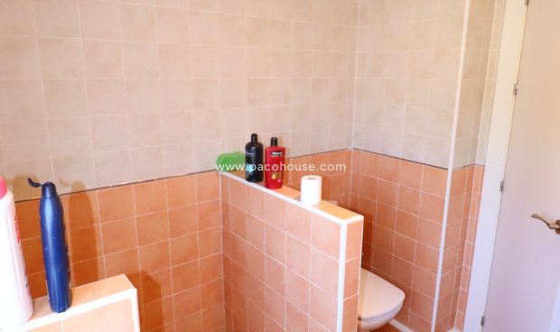 Reventa - Villa -
La Parroquia