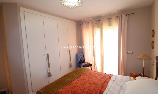 Reventa - Villa -
La Parroquia