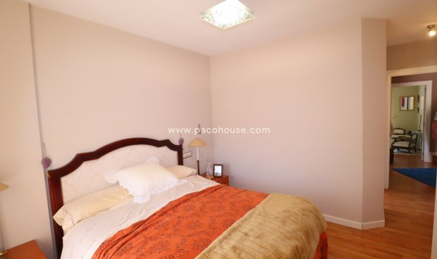 Reventa - Villa -
La Parroquia