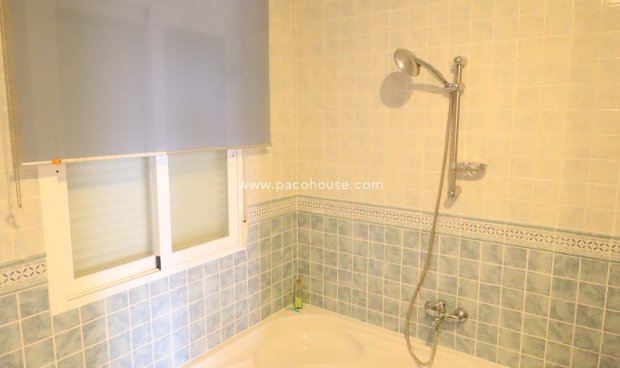 Reventa - Villa -
La Parroquia