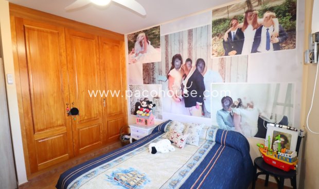 Resale - Villa -
Purias