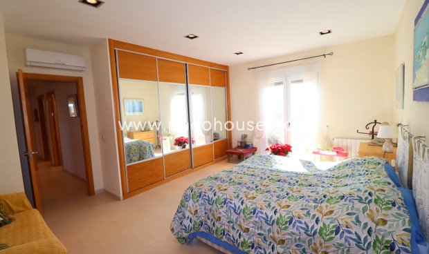 Resale - Villa -
Puerto Lumbreras