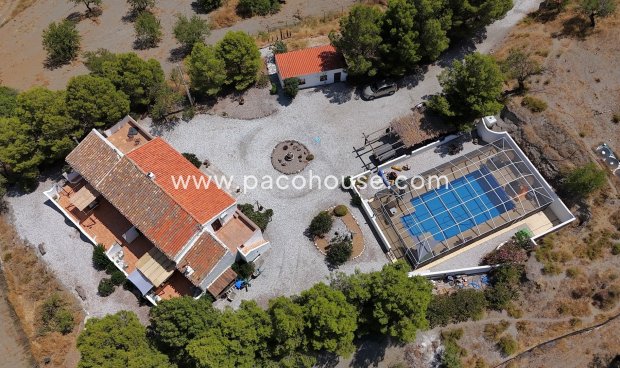 Resale - Cortijo -
Velez-Rubio