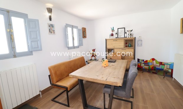 Resale - Cortijo -
Velez-Rubio