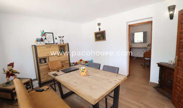 Resale - Cortijo -
Velez-Rubio