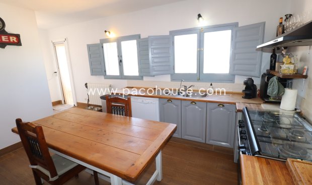 Resale - Cortijo -
Velez-Rubio