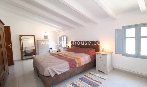 Resale - Cortijo -
Velez-Rubio