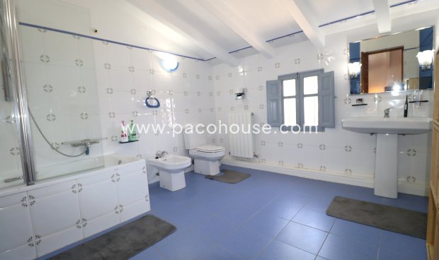 Resale - Cortijo -
Velez-Rubio