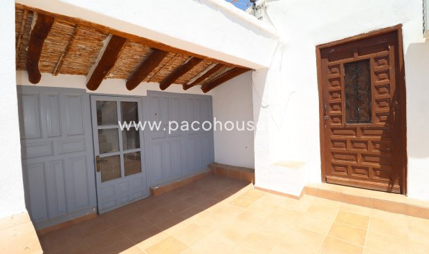 Resale - Cortijo -
Velez-Rubio