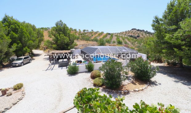 Resale - Cortijo -
Velez-Rubio