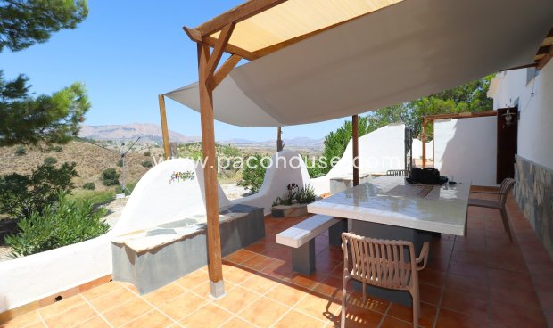 Resale - Cortijo -
Velez-Rubio