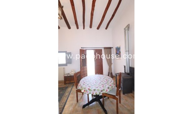 Resale - Cortijo -
Velez-Rubio