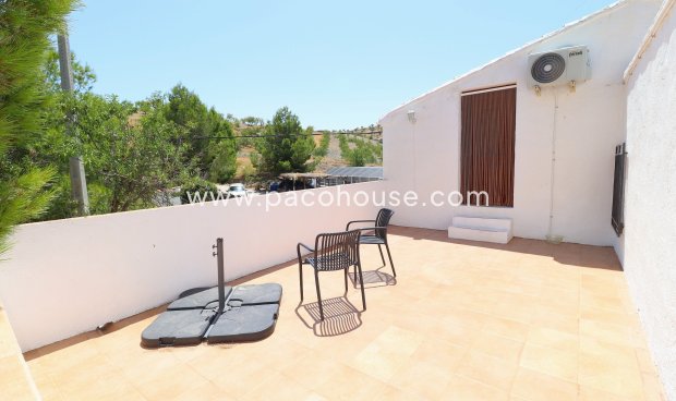 Resale - Cortijo -
Velez-Rubio