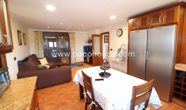 Resale - Villa -
Almendricos