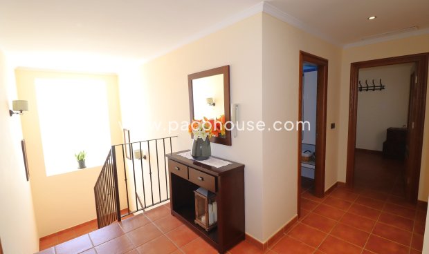 Resale - Villa -
Almendricos