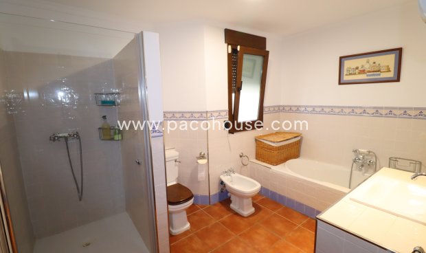 Resale - Villa -
Almendricos