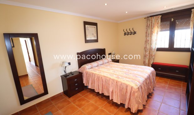 Resale - Villa -
Almendricos