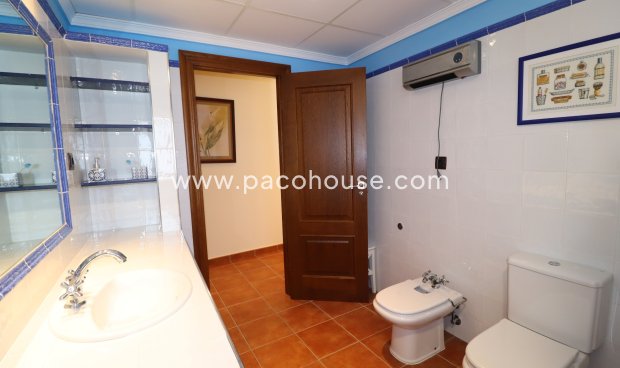 Resale - Villa -
Almendricos