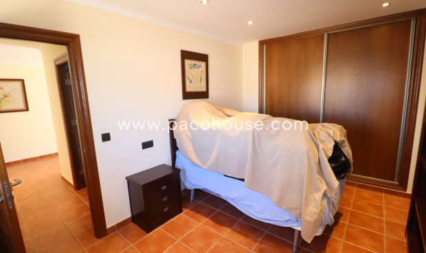 Resale - Villa -
Almendricos