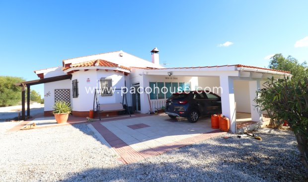 Resale - Villa -
Zarzalico