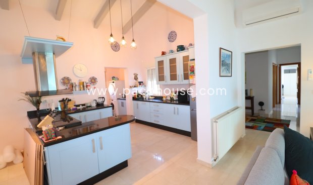 Resale - Villa -
Zarzalico