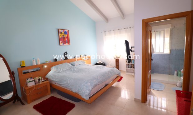 Resale - Villa -
Zarzalico